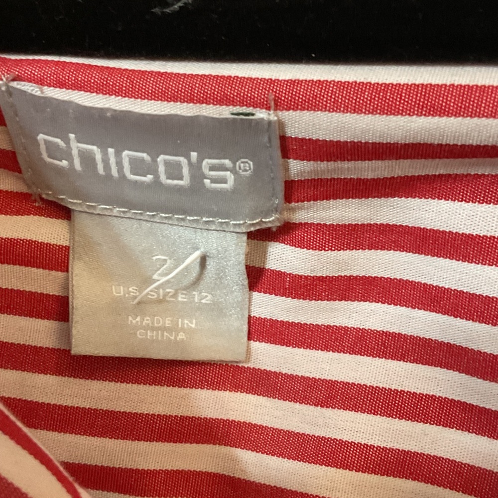 100% cotton Chico's Red and White Striped blouse with Lace-Appliqué Sleeves - Picture 2 of 5